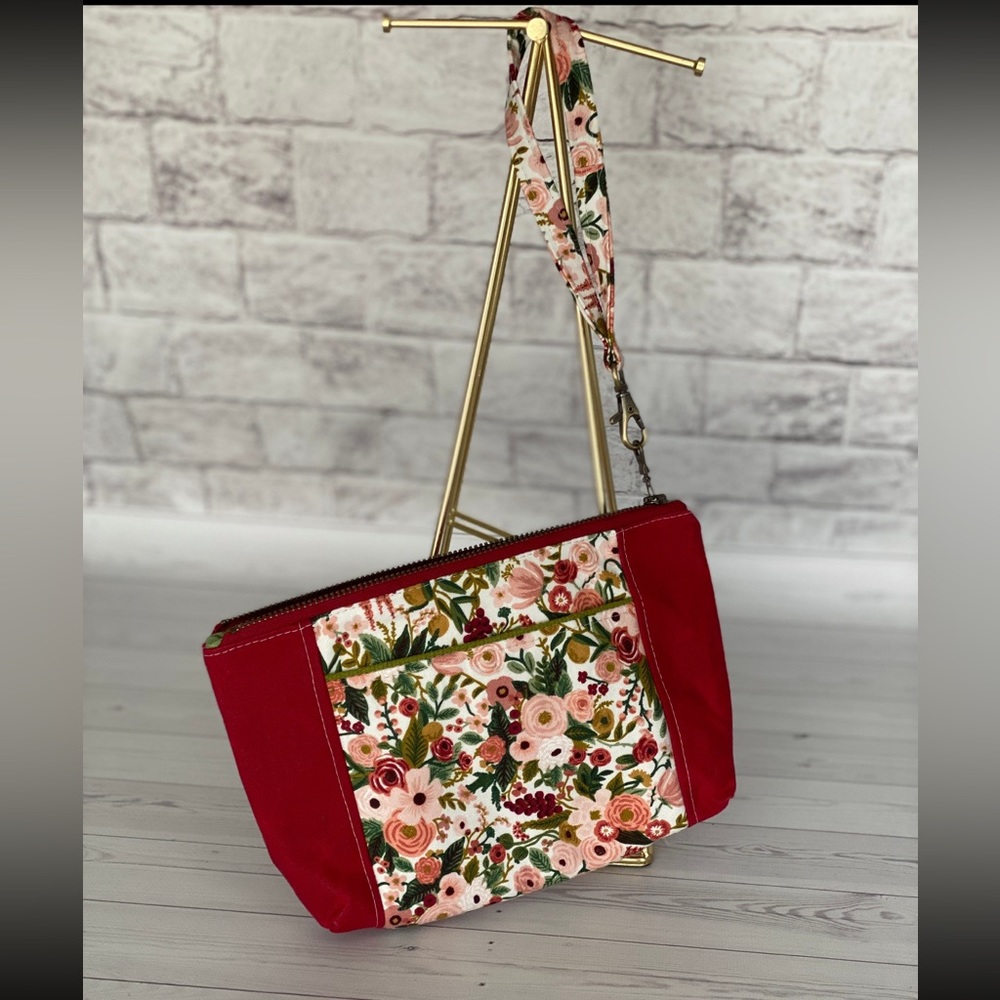 Rifle Paper Co. Pouch Wristlet
